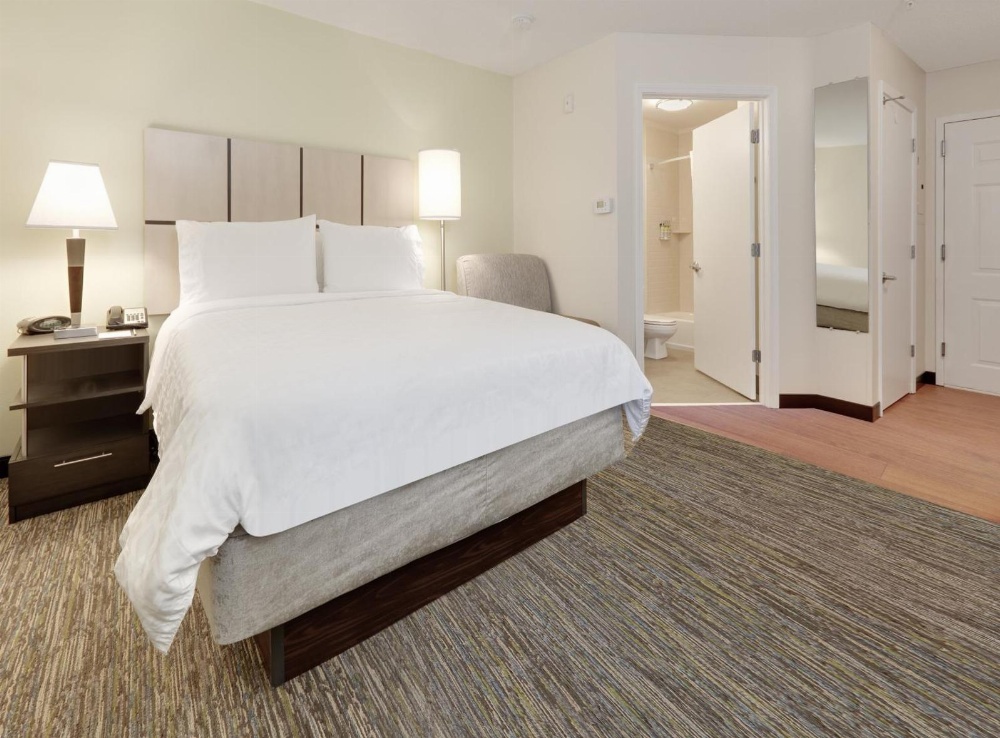 Candlewood Suites Salina